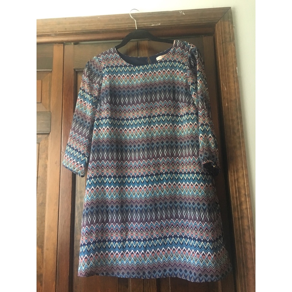 Zig-zag colored mini dress forever 21